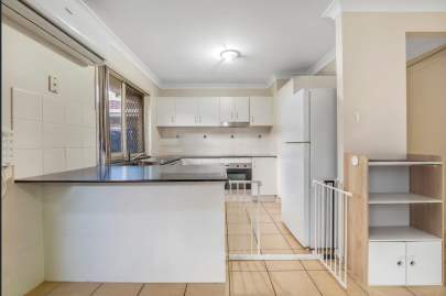 Immaculate Corner Block Home is waiting for you. Apply Online Rentals